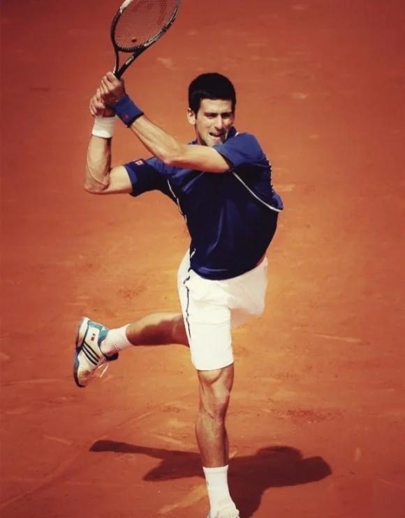 意大利网球队绝杀英国网球队，德约科维奇高光表现