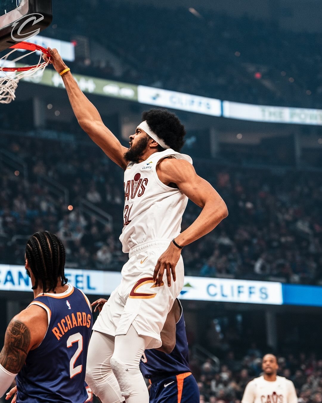 热火绝杀篮网,米切尔带队取胜 热火绝杀篮网,米切尔带队取胜