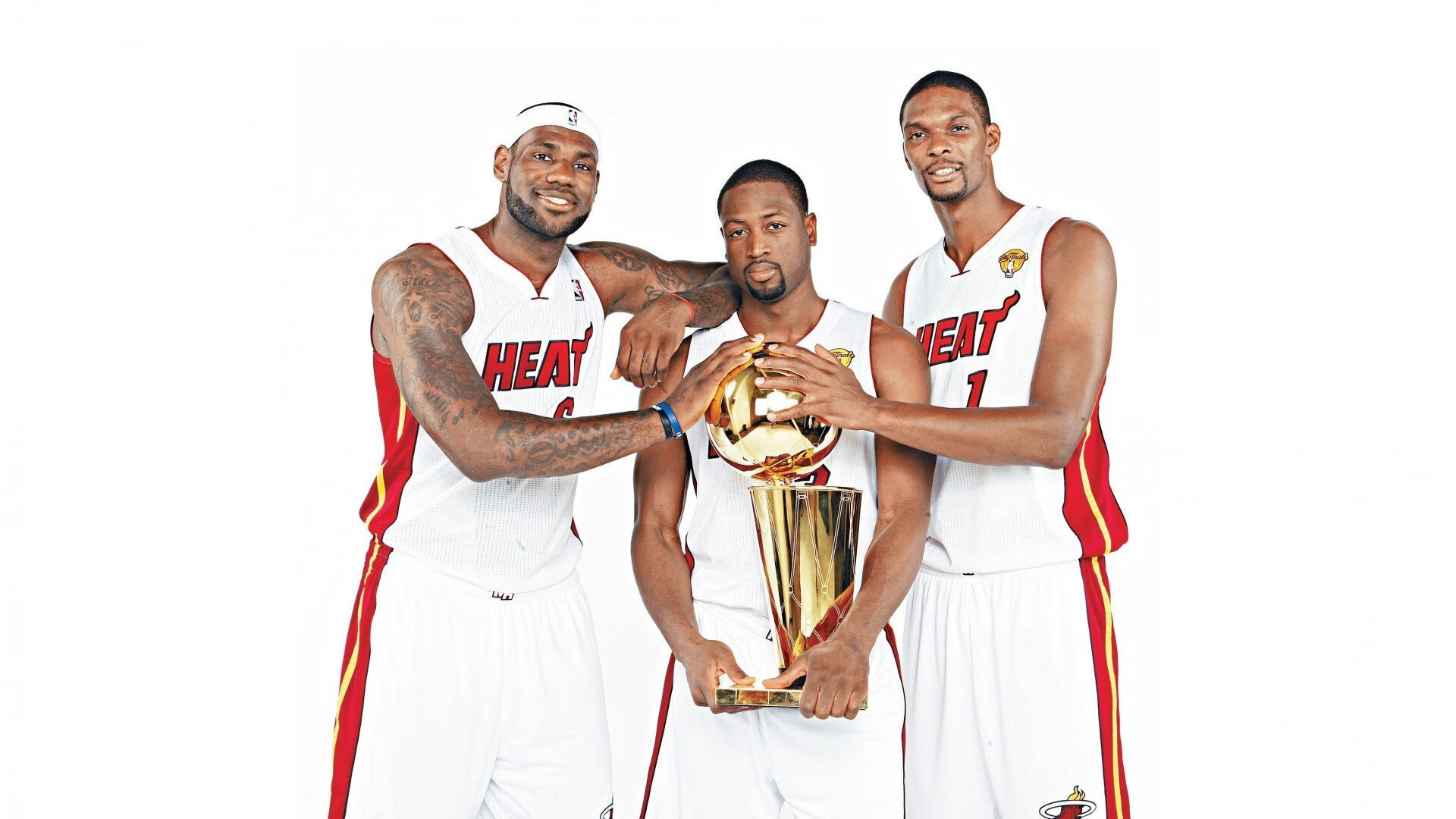 雷霆新星闪耀,詹姆斯里程碑之夜,一场跨越时代的对话